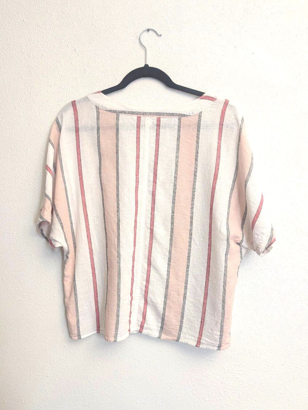 BeachLunchLounge White Striped Button Up Blouse Linen Size Medium Coastal Soft - Picture 3 of 7
